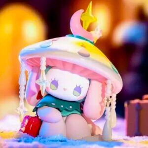 Emma Secret Garden Traveller Collectable Figure